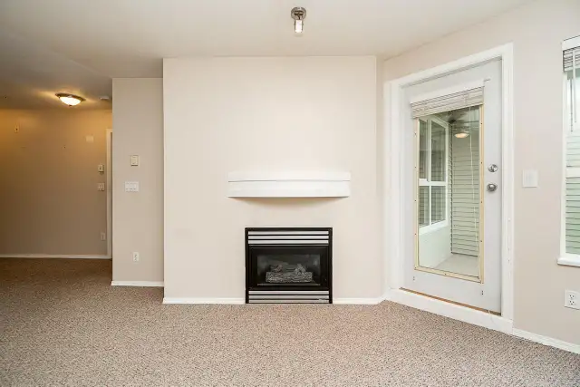 201 10186 155 STREET Surrey, British Columbia in Condos for Sale in Delta/Surrey/Langley - Image 10