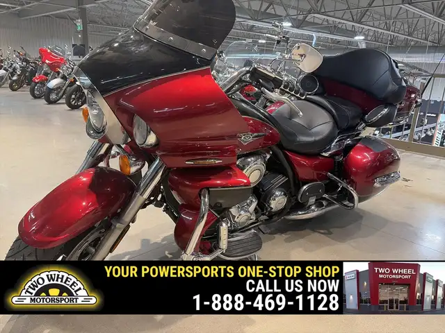 2010 Kawasaki Vulcan 1700 Voyager ABS MINT SHAPELOW COST TOURING in Sport Touring in Guelph - Image 2