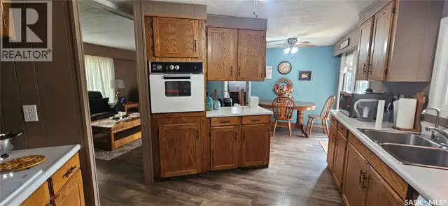 1204 Dominion STREET Vanguard, Saskatchewan in Houses for Sale in Swift Current - Image 7