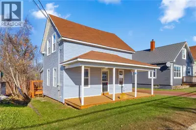 Welcome to this beautifully renovated and affordable 3-bedroom,1-bathroom home located in the heart...