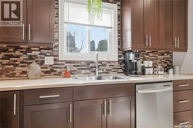 7 Killarney WAY Regina, Saskatchewan in Condos for Sale in Regina - Image 10