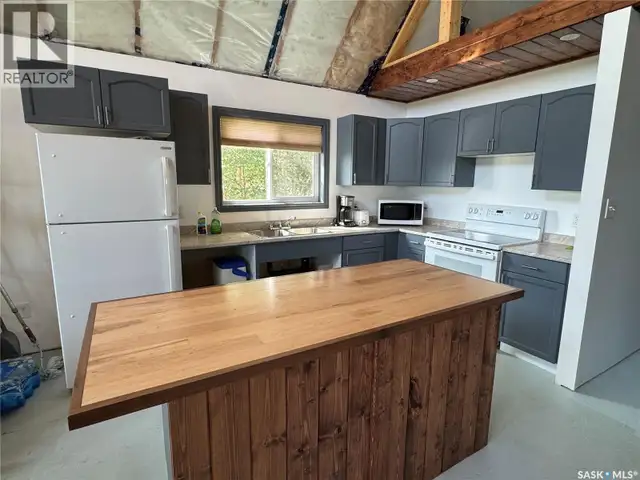 120 Nemeiben ROAD Northern Admin District, Saskatchewan in Houses for Sale in La Ronge - Image 3