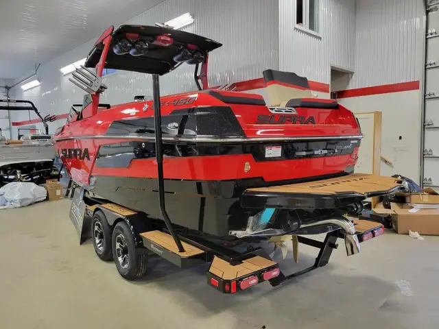 2023 Supra SE CONSIGNATION PAS DE TAXES in Powerboats & Motorboats in Granby - Image 4