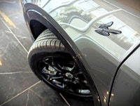 Comes equipped with: Power Mirrors, Shark fin antenna, Halogen Headlamps, Courtesy lights, LED Headl... (image 9)