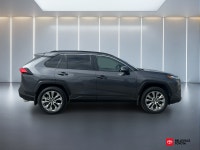 Welcome to Belleville Toyota! . Engine: 4 Cylinder Engine 2.5L L/100Km City: 8.8 L/100Km Hwy: 7.1 Sa... (image 3)