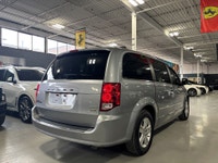 **MONTH-END SPECIAL!** FEATURING : STOW&GO SEATING, 7 PASSENGER SEATING, V6 POWERED, FLEXFUEL, REAR... (image 3)