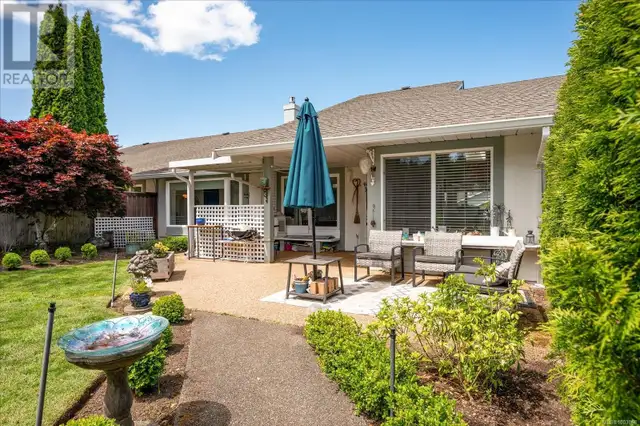 7 639 Arbutus St Qualicum Beach, British Columbia in Condos for Sale in Parksville / Qualicum Beach - Image 16