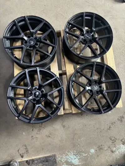 Condition: 7/10 2 rims have curb rash 2 rims are good Bolt Pattern: 5x114.3 Size: 19x8.5 Offset: 30...