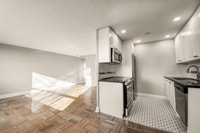 Current Promotions Please view our available units by clicking on the virtual tour below. Call now:... (image 8)