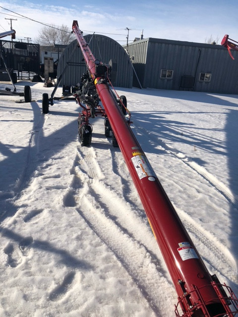 NEW HD 10 X 53 MERIDIAN AUGER in Farming Equipment in Moose Jaw - Image 2