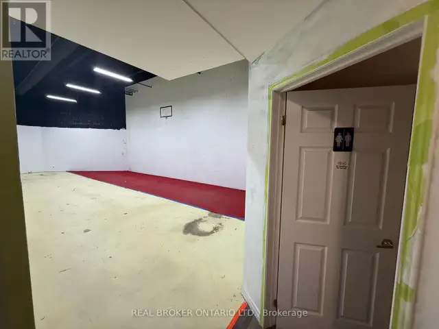 I - 227 BUNTING ROAD St. Catharines (Cushman/Industrial), Ontari in Commercial & Office Space for Rent in St. Catharines - Image 6