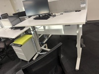 Teknion Counterbalance Height Adjustable Sit-Stand Desk! Mississauga / Peel Region Toronto (GTA) Preview