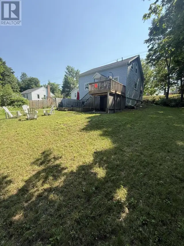 114 Hawthorne Street Antigonish, Nova Scotia in Houses for Sale in New Glasgow - Image 3