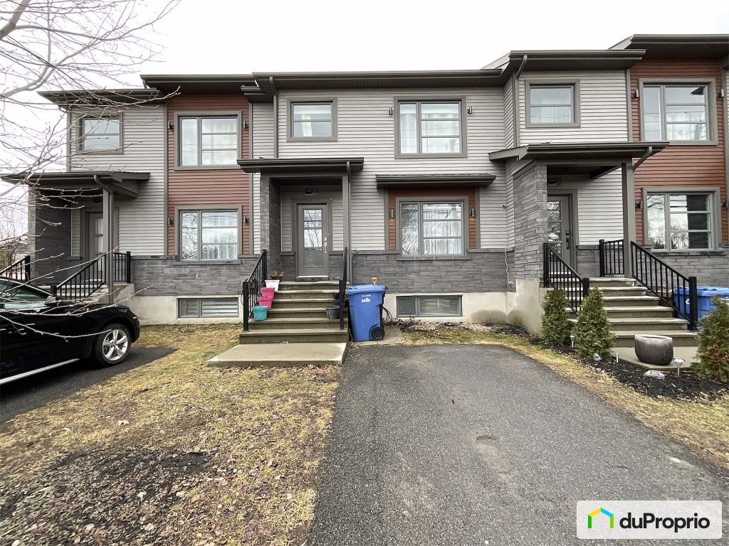 $455,000 - Townhouse for sale in Salaberry-De-Valleyfield — photo 2