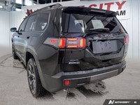 This Jeep Cherokee has a dependable Intercooled Turbo Gas/Electric I-4 1.6 L/98 engine powering this... (image 3)