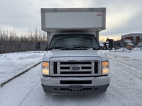 2022 Ford E-450 2022 FORD MOTOR COMPANY E-450 SD CUTAWAY Parcel Van / Box Truck - Automatic transmis... (image 1)