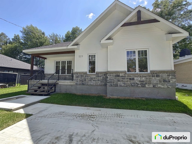 $640,000 - Bungalow for sale in Lavaltrie — photo 2