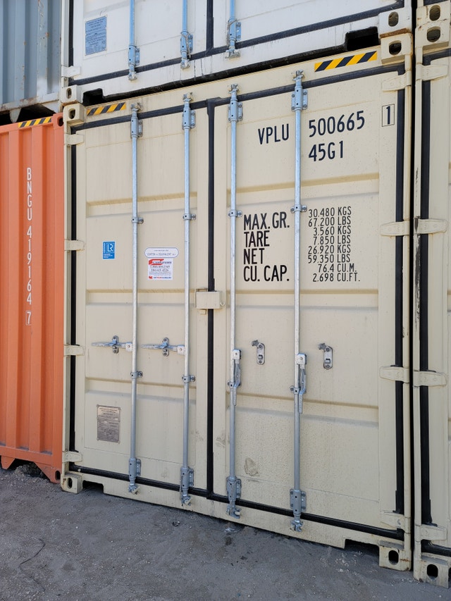 SeaCans, Shipping Containers on sale at Wholesale price Storage