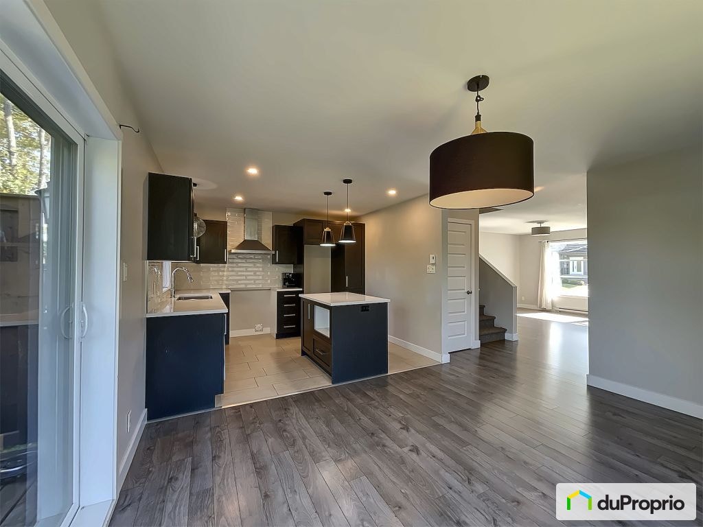 $514,500 - Semi-detached for sale in Magog — photo 1