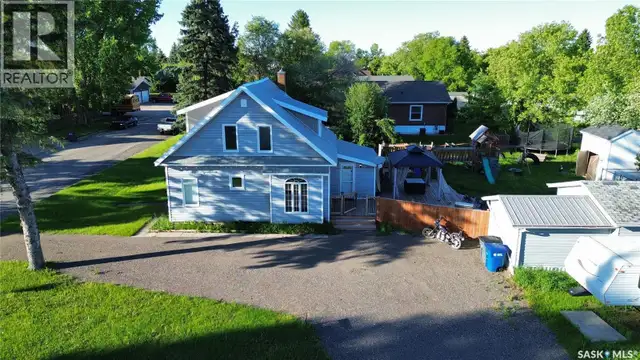 301 Pelly STREET Rocanville, Saskatchewan in Houses for Sale in Regina - Image 2