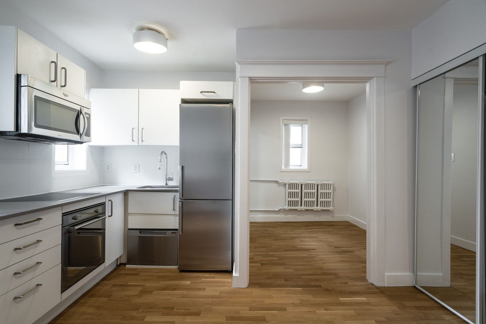renovated bachelor - ID 63 2