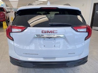 Versatile, stylish, and packed with modern features, this 2024 GMC Terrain SLE is the ideal compact... (image 3)