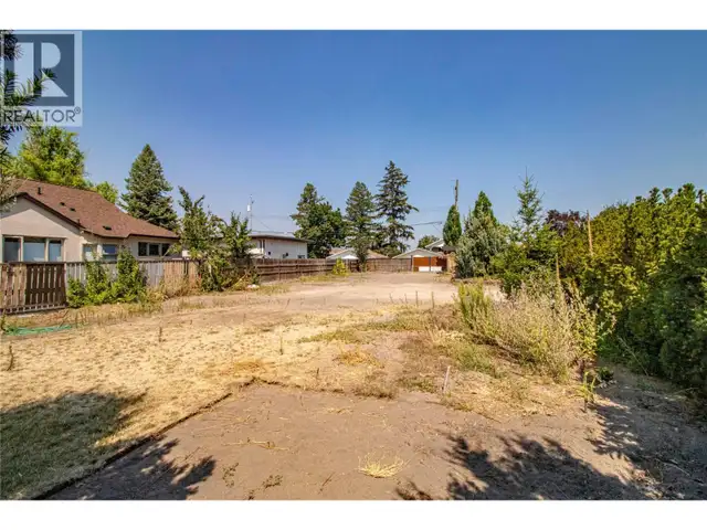 105 Lee Avenue Penticton, British Columbia in Land for Sale in Penticton - Image 10