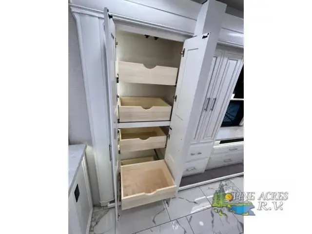 2024 Entegra Coach Anthem 44B 450 h.p. Diesel in RVs & Motorhomes in Moncton - Image 48