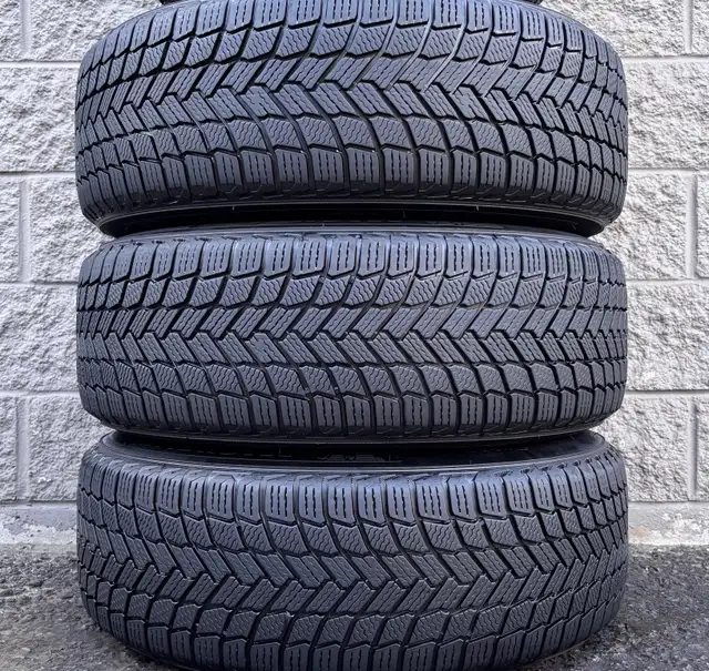 (95%) 4x 235/65R18 Michelin Winters w/ Lexus RX Rims + TPMS in Tires & Rims in City of Toronto - Image 4