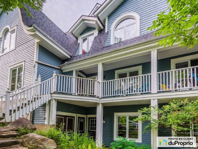 $712,000 - Price Taxes Not Included - Condominium for sale — photo 1