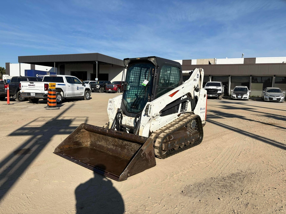 2020.0 Bobcat T590 Compact Track Loaders | Heavy Equipment ...