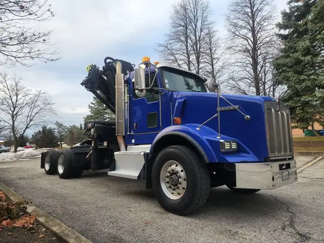 2015 Kenworth T800 Hiab Knuckleboom, 455HP, Eaton Fuller 10 Spee in Heavy Equipment in City of Montréal - Image 3