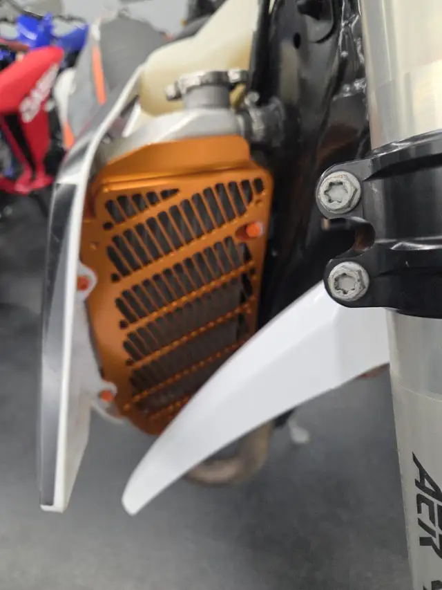 2019 KTM 450 XC-F in Dirt Bikes & Motocross in St. Albert - Image 5