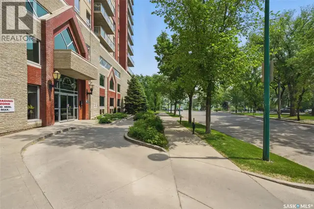 1006 902 Spadina CRESCENT E Saskatoon, Saskatchewan in Condos for Sale in Saskatoon - Image 4
