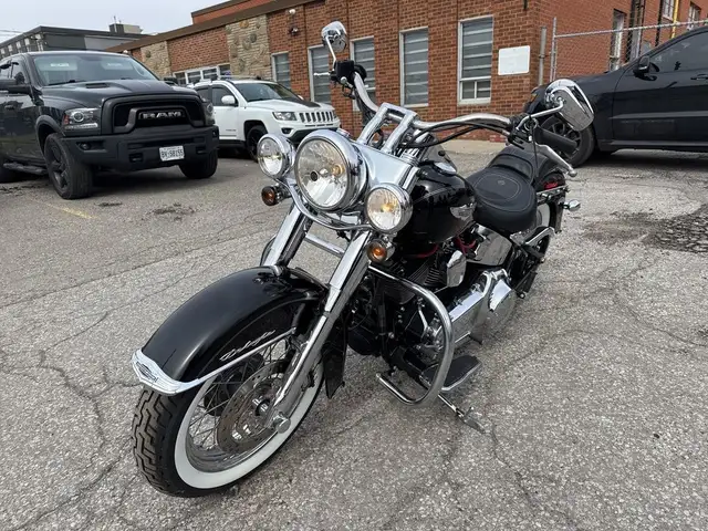 2009 Harley-Davidson Softail Deluxe ~ SOFTAIL DELUXE ~ 96CI ~ LO in Street, Cruisers & Choppers in City of Toronto - Image 4
