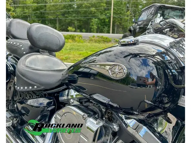 2007 Yamaha V-STAR 1700 in Street, Cruisers & Choppers in Ottawa - Image 11