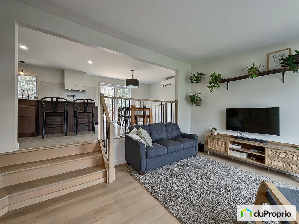 $585,000 - Bungalow for sale in Boischatel — photo 2