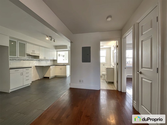 $319,000 - Condominium for sale in Longueuil (Vieux-Longueuil) — photo 3
