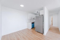 Amenities: Fitness Centre • Library • Quiet Building • Social Room Suite & Building: Bachelor, one-b... (image 6)