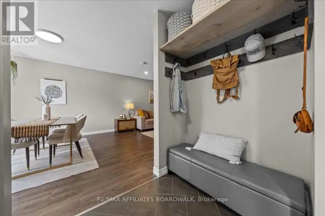 9 MELANIE CRESCENT Ottawa, Ontario62865717294081124