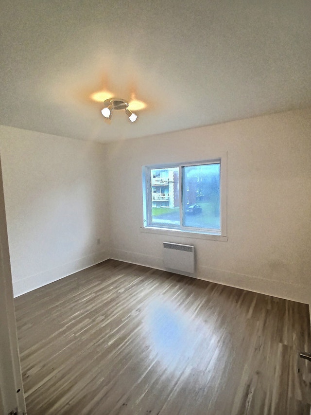 Superbe 5 1/2 rue Poncelet, Limoilou WIFI juillet Locations longue