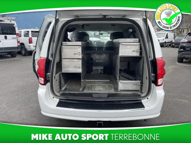 Dodge Grand Caravan Familiale 4 portes SXT 2014 in Cars & Trucks in Laval / North Shore - Image 8