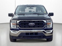 This Ford F-150 boasts a PowerBoost Full-Hybrid V6 3.5 L engine powering this Automatic transmission... (image 8)