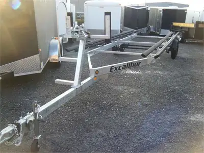 Tandem Axle PT4525 - 4500lb capacity Pontoon Boat Trailer. Will fit 22`to 25`boats. Fully welded TUB...
