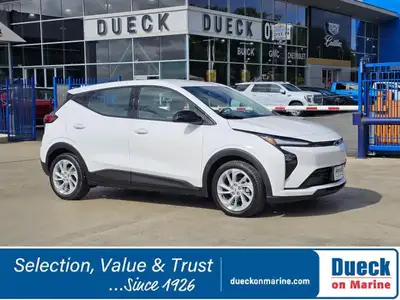 WAS: $43109 NOW: $36344Our expressive 2027 Chevrolet Bolt EV LT in Summit White delivers lively elec...