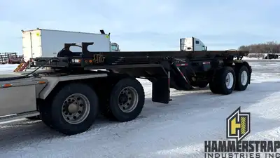 BENLEE Tandem Roll Off Bin Trailer 32 Ft overall length 30 Ft maximum bin length Hydraulic lift Hydr...