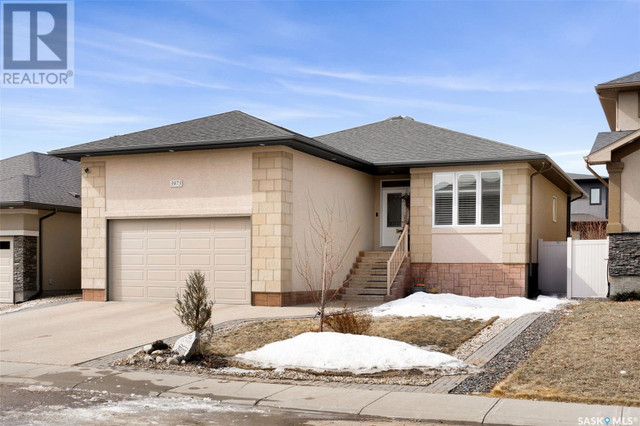 3973 Sandhill CRESCENT Regina, Saskatchewan in Houses for Sale in Regina