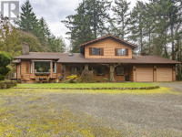 770 Woodcreek Dr North Saanich, British Columbia