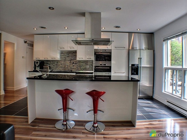 $599,000 - Condominium in Ville-Marie (downtown, old Mtl) — photo 3