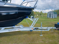 NEW 2023 BOAT TRAILER FOR SALE 24-26FT
